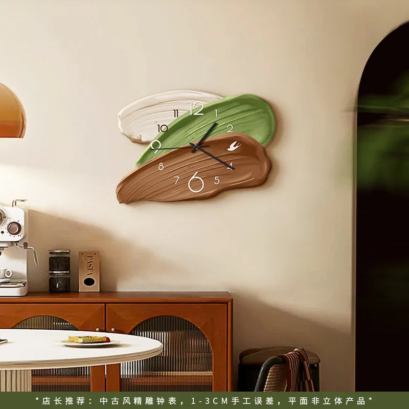 The Fontaine Emerald Lacquer Wall Clock